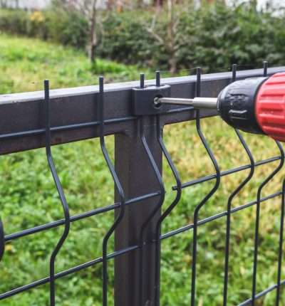 custom-fence-fabrication-illinois